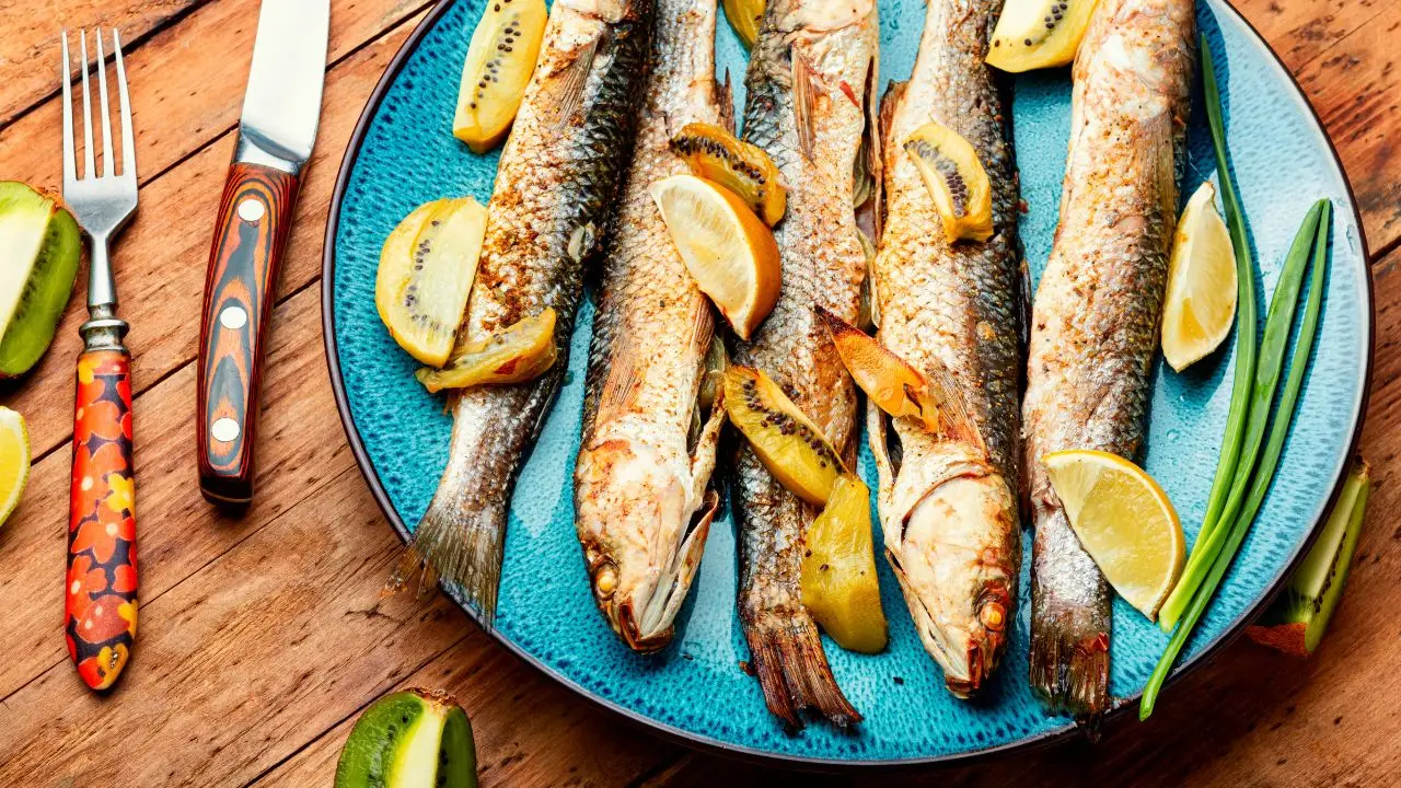 La cena perfetta con pesce azzurro e zucchine per digestione leggera e pancia sgonfia La cena perfetta con pesce azzurro e zucchine per digestione leggera e pancia sgonfia