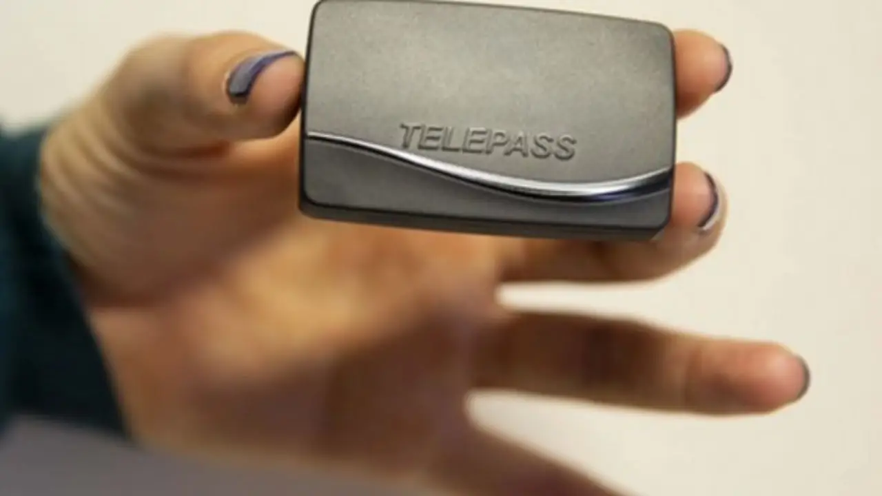 Quanto costa davvero avere un dispositivo per il pedaggio autostradale? Guida ai prezzi e ai vantaggi