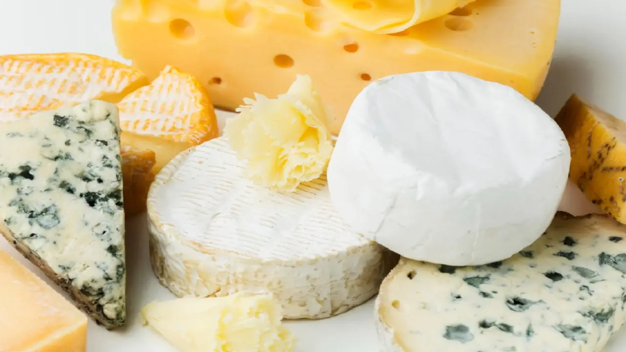 I formaggi magri consigliati dai dietisti per tenere stabile la glicemia I formaggi magri consigliati dai dietisti per tenere stabile la glicemia